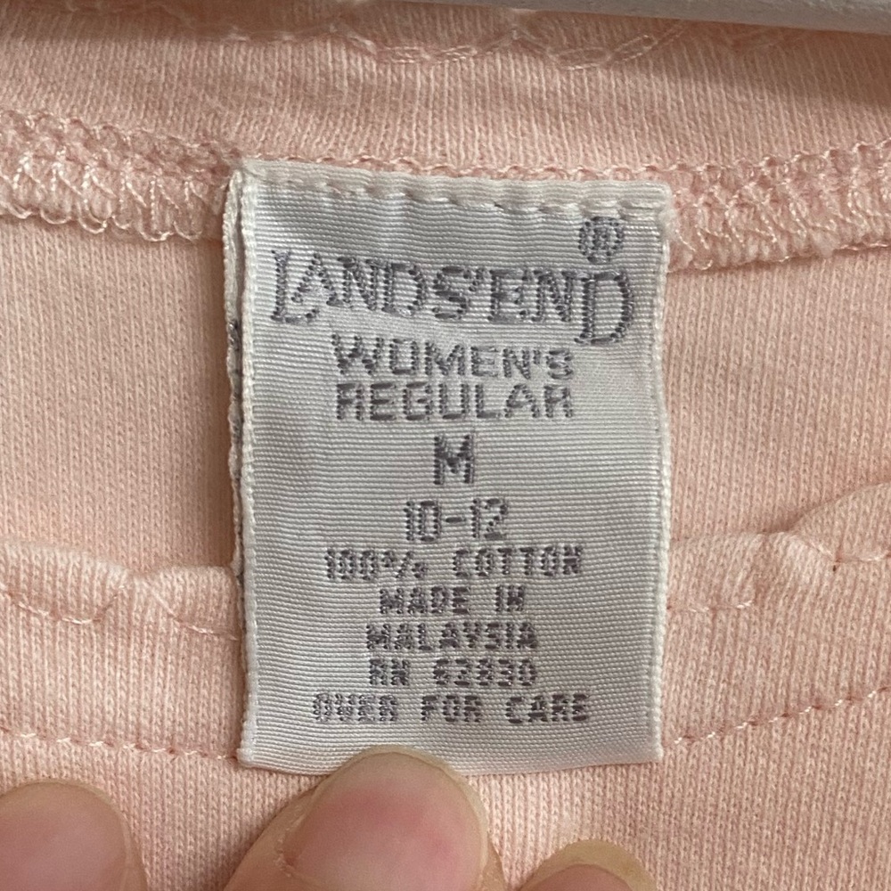 Lands’End Women’s Size Medium Soft Pink Tank Top Scalloped Neck Shoulder NWOT - Picture 3 of 6